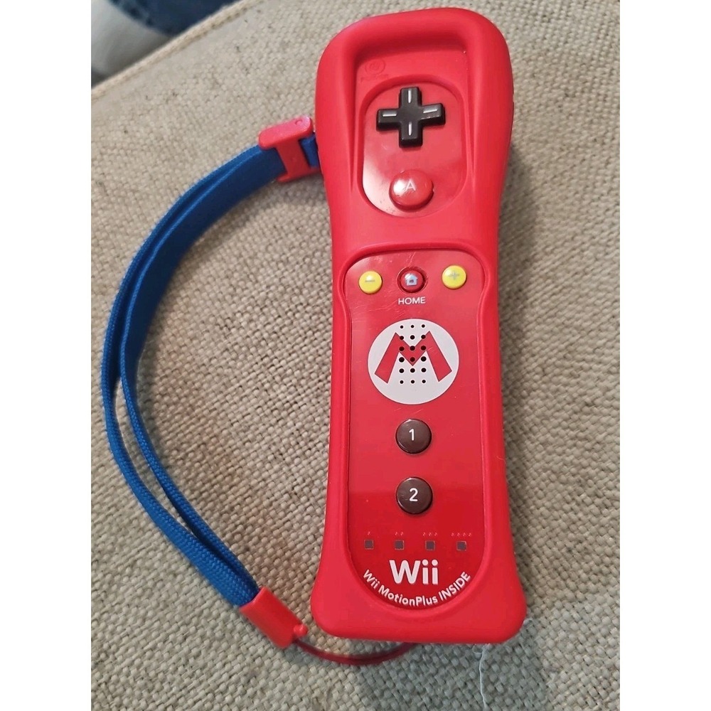 Nintendo Wii Mario Motion Plus Controller - Picture 2 of 5